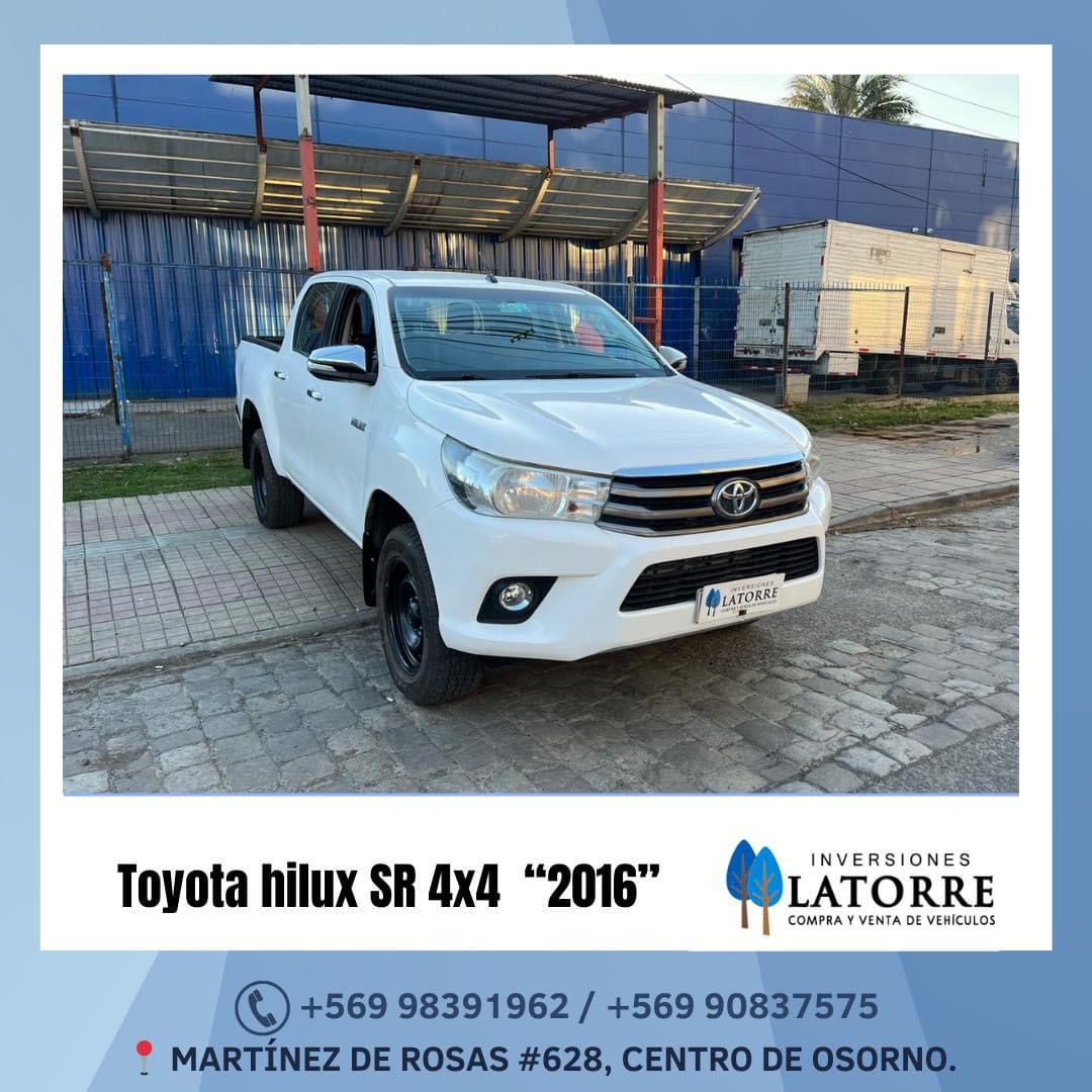 Toyota Hilux SR 4X4 - 2016